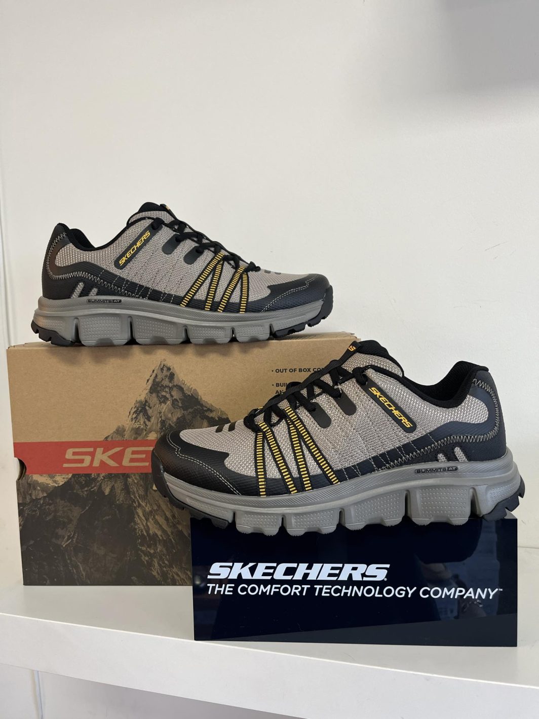 Skechers Summits - AT - Taupe