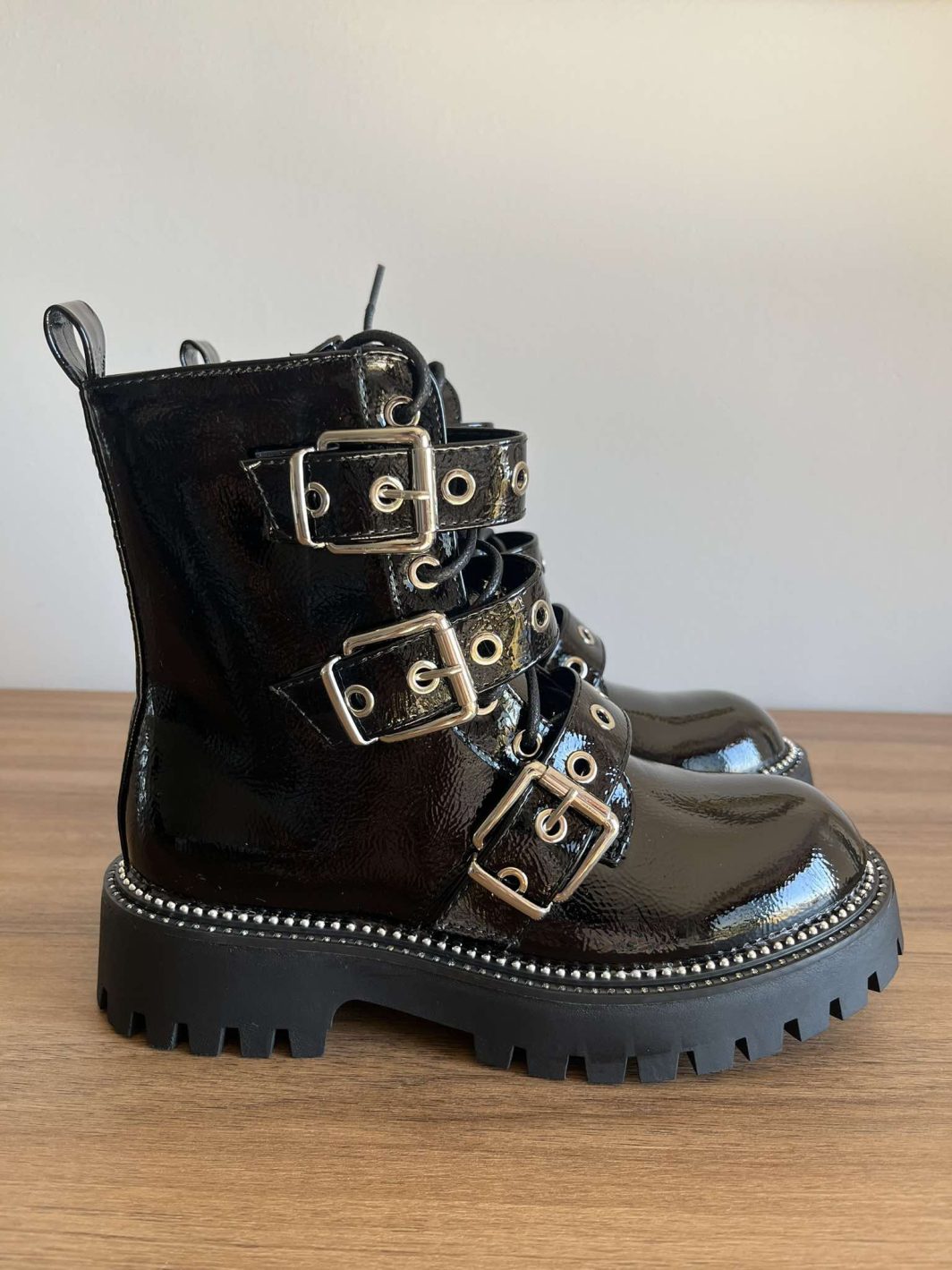 bota estilo militar