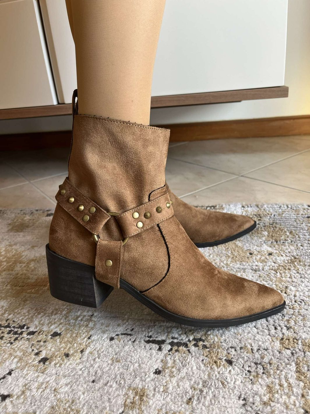 bota corina camel