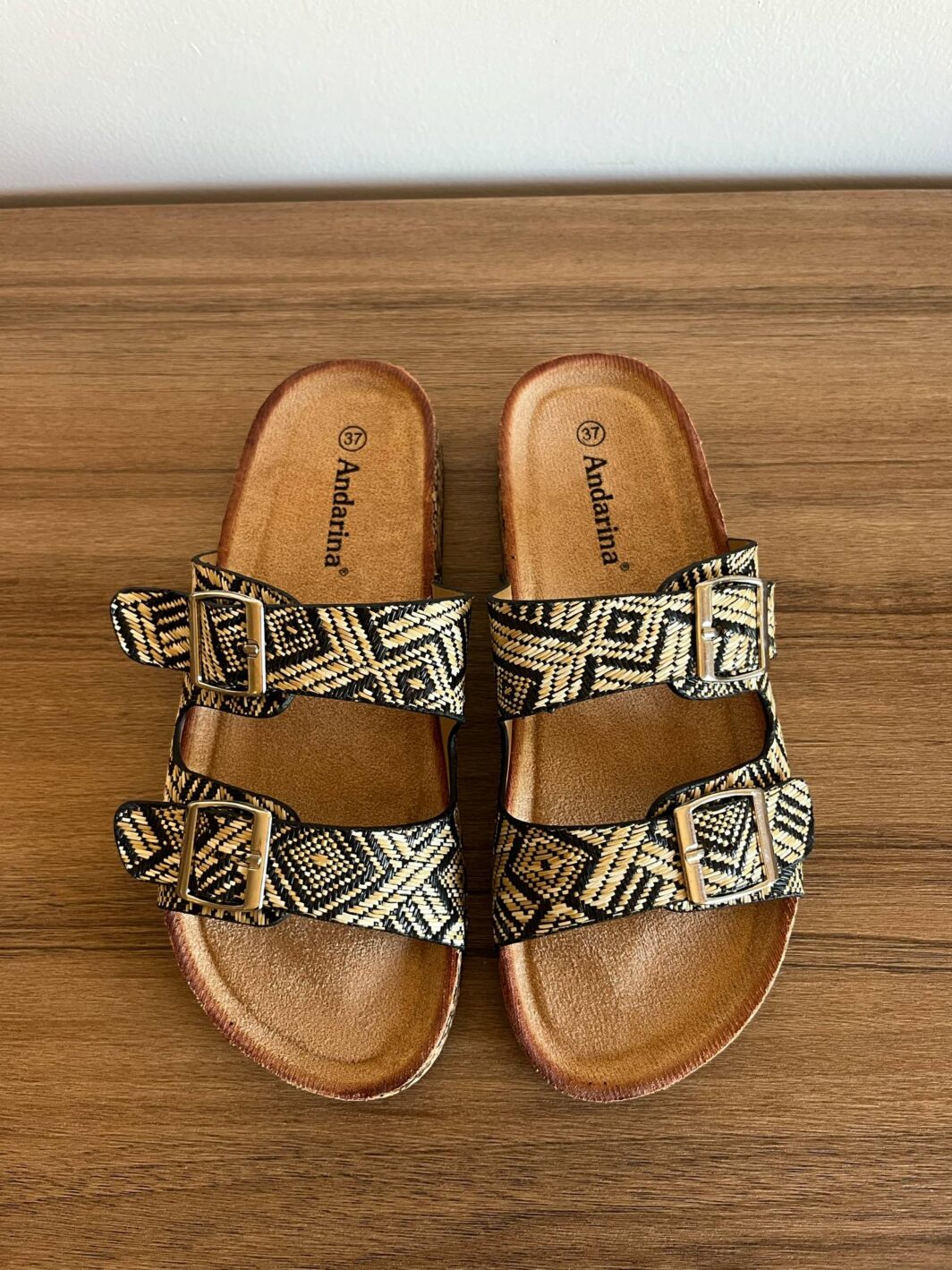 Chinelo Fivelas Ráfia