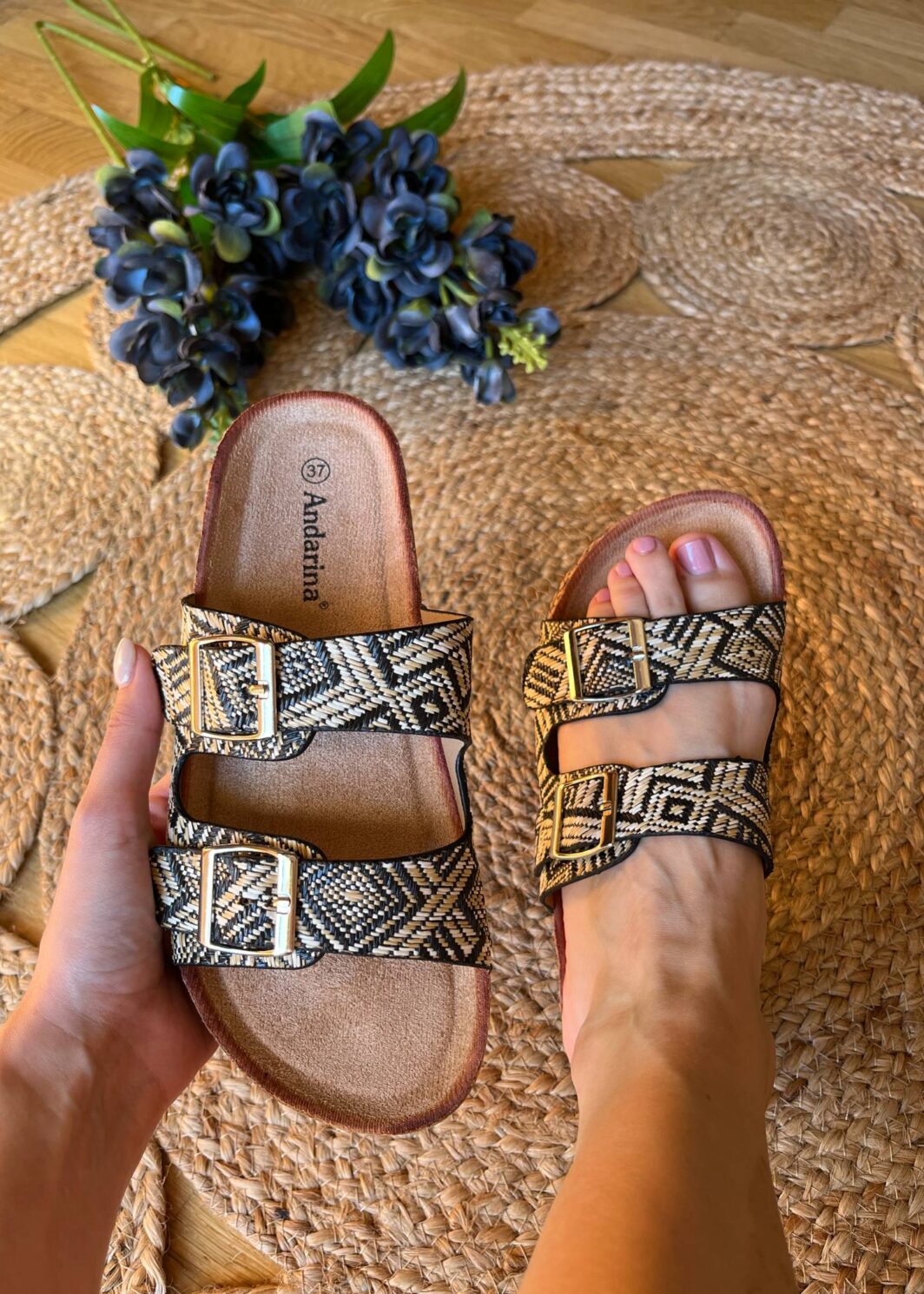Chinelo Fivelas Ráfia