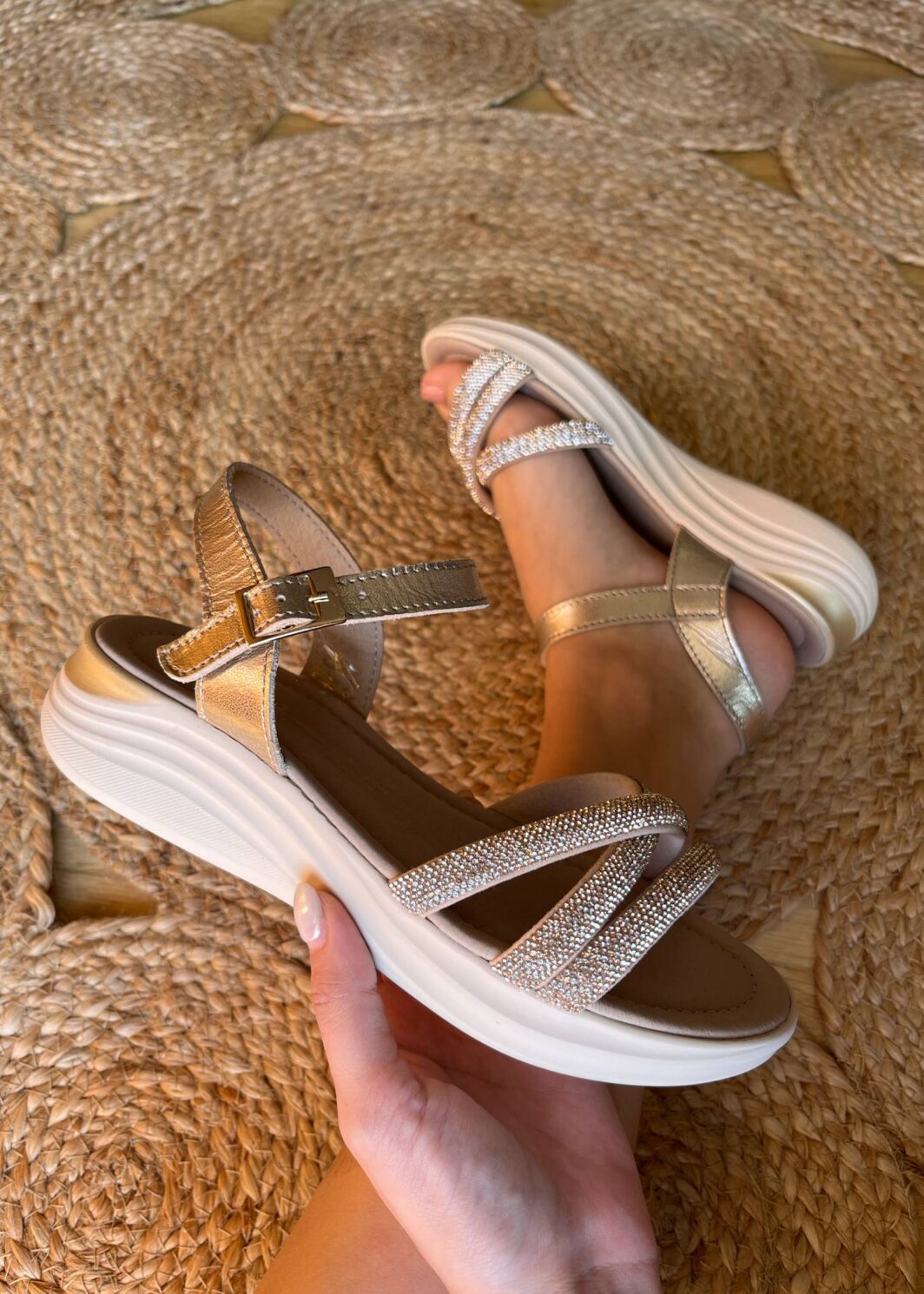 Sandália Sport Em Pele Shine - Dourado