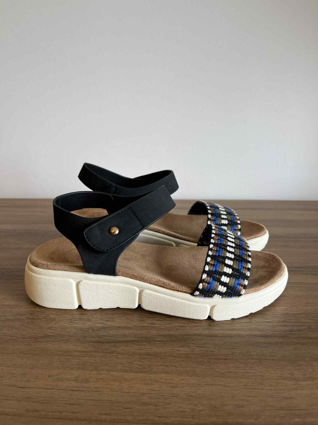 Sandália Confort Sport - Negro