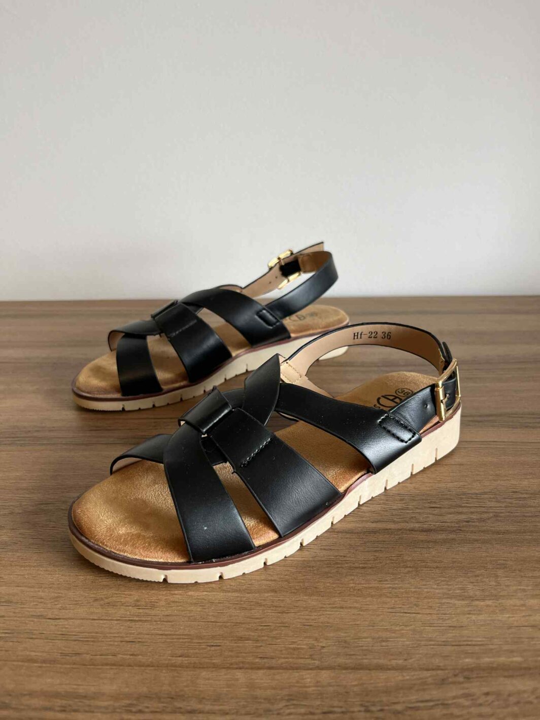 Sandália Cruzada Conforto - Preto