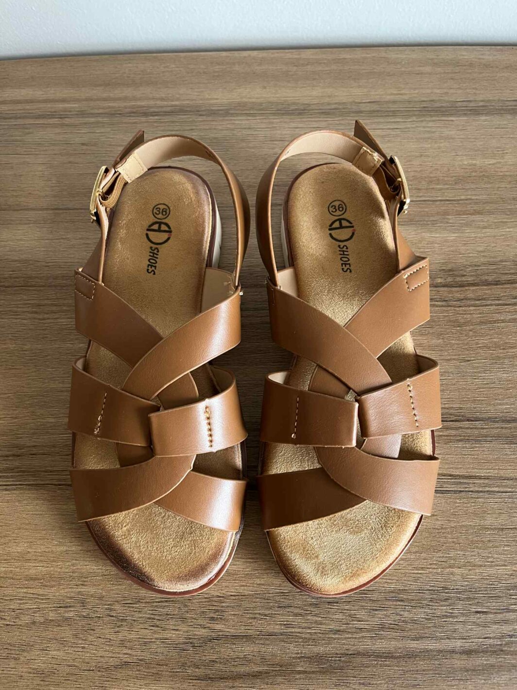 Sandália Cruzada Conforto - Camel