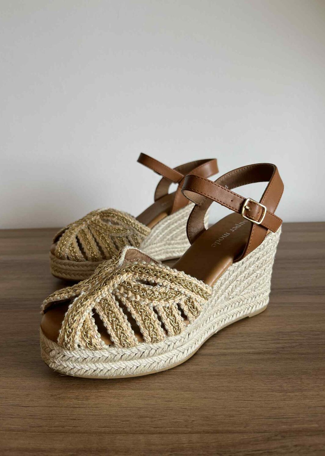 Sandália Cunha Peep Toe - Camel