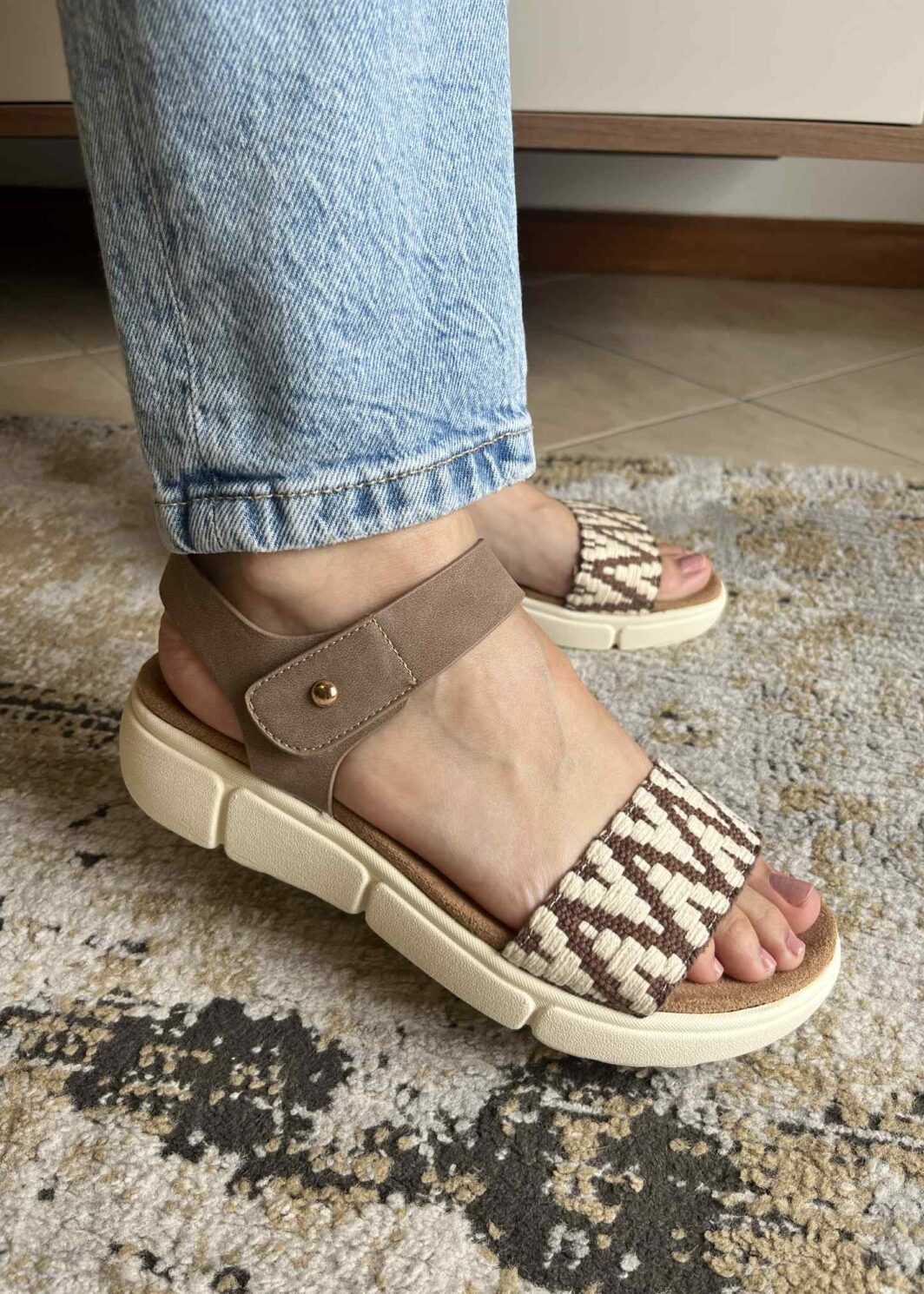 Sandália Confort Velcro- Khaki
