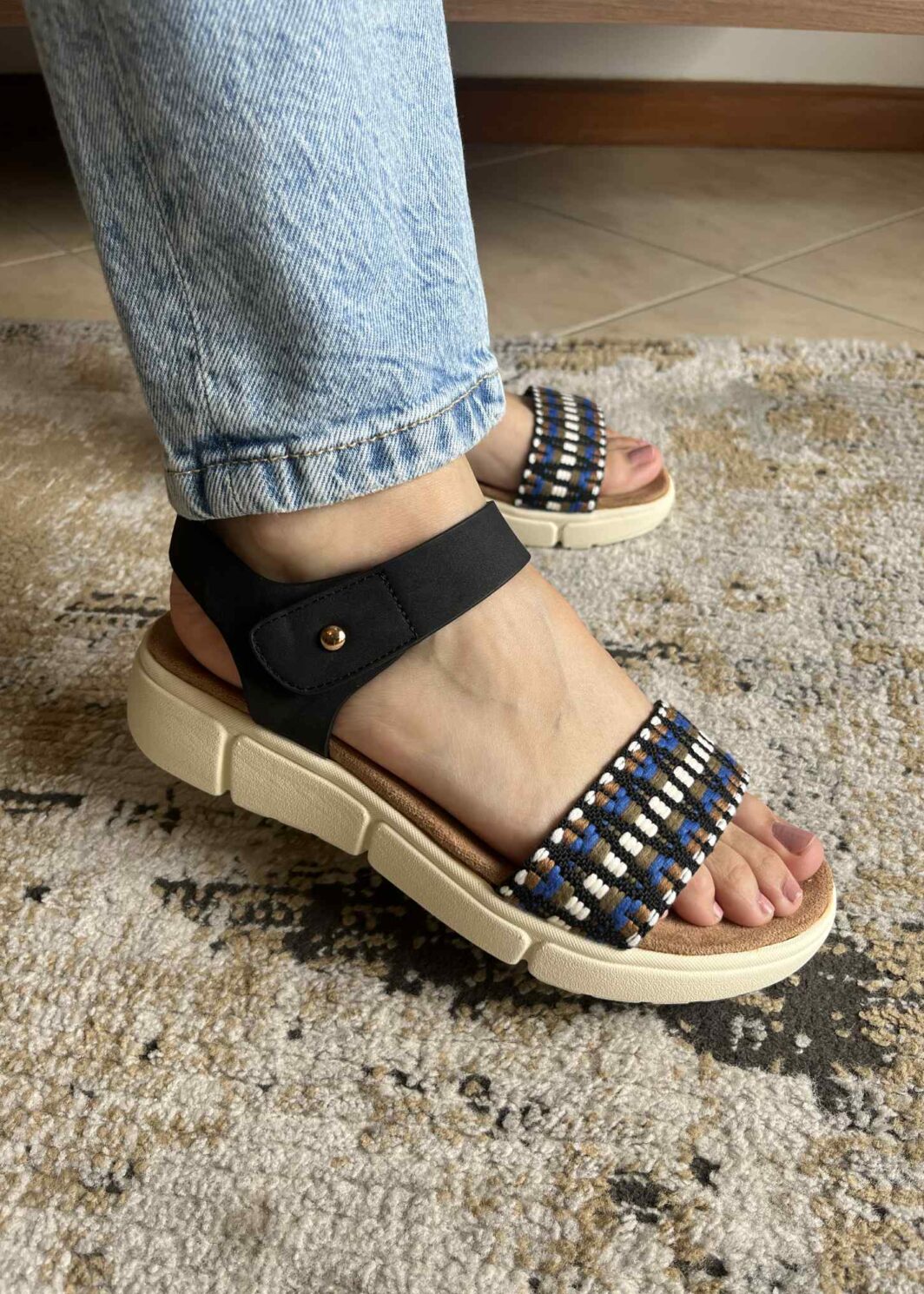 Sandália Confort Sport - Negro