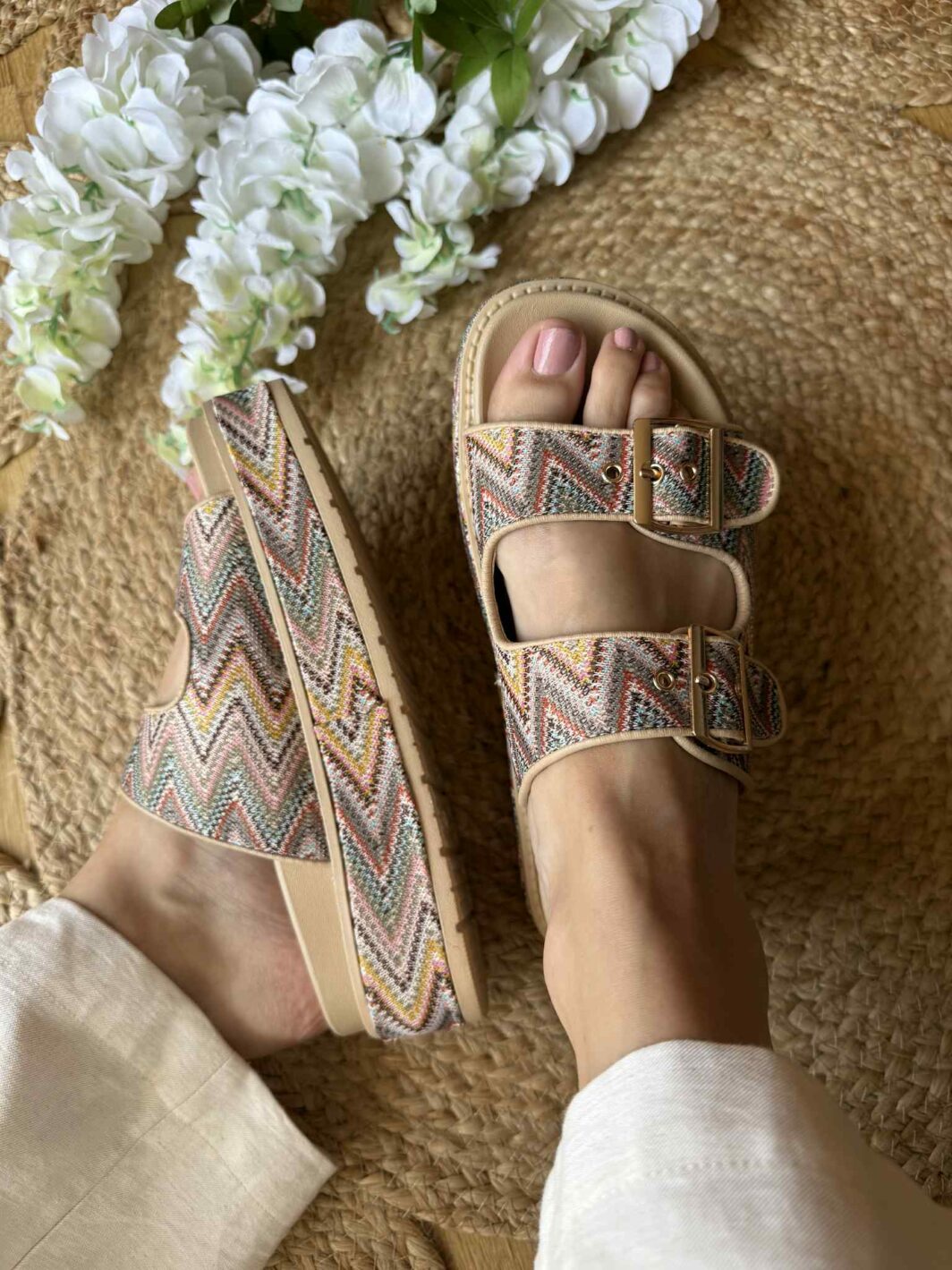 Chinelo Tribal Plataforma - Bege