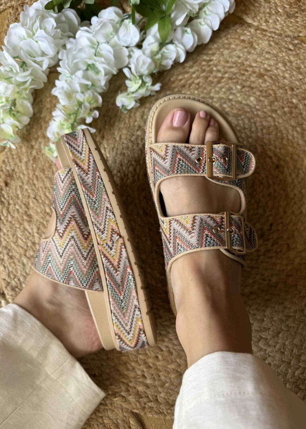 Chinelo Tribal Plataforma - Bege