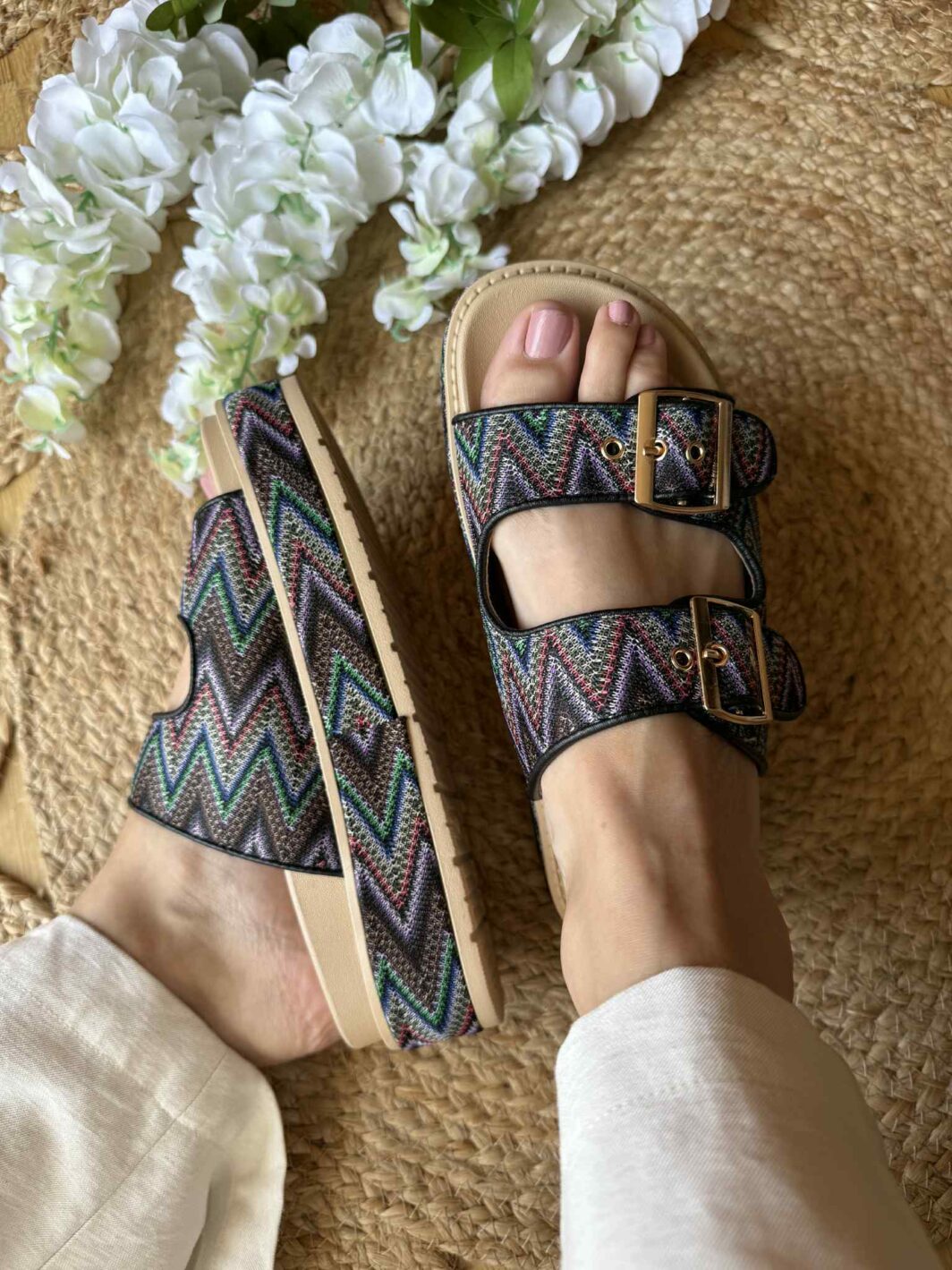 Chinelo Tribal Plataforma - Preto