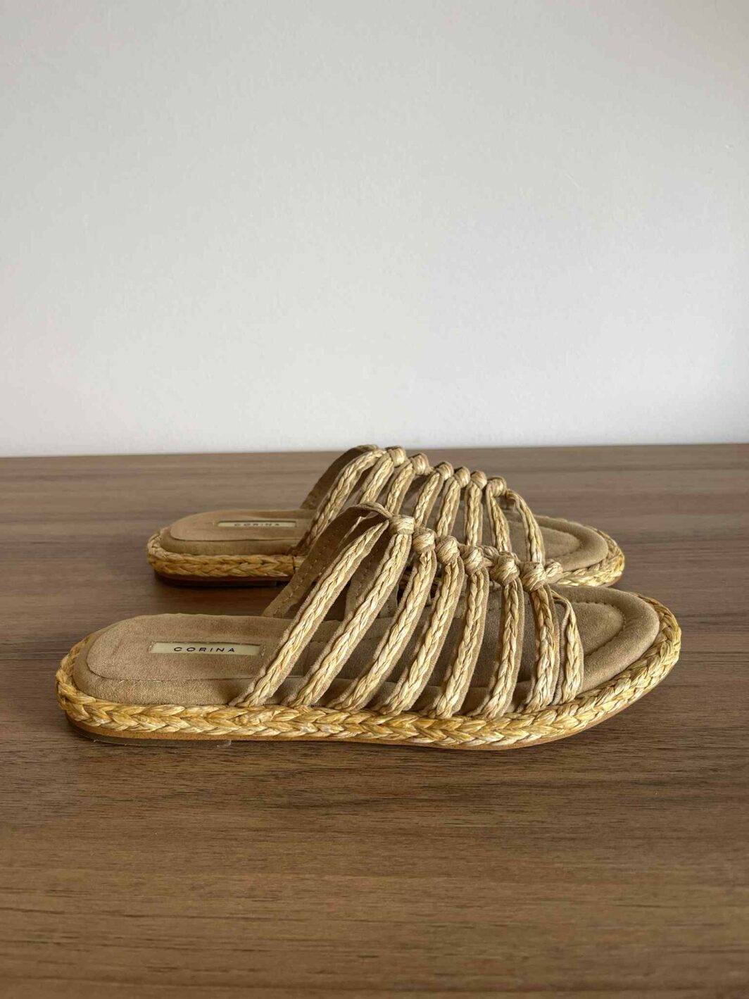 Chinelo Corina Ráfia