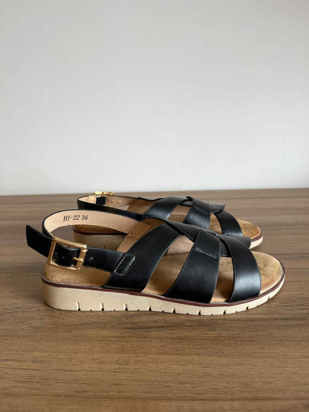 Sandália Cruzada Conforto - Preto