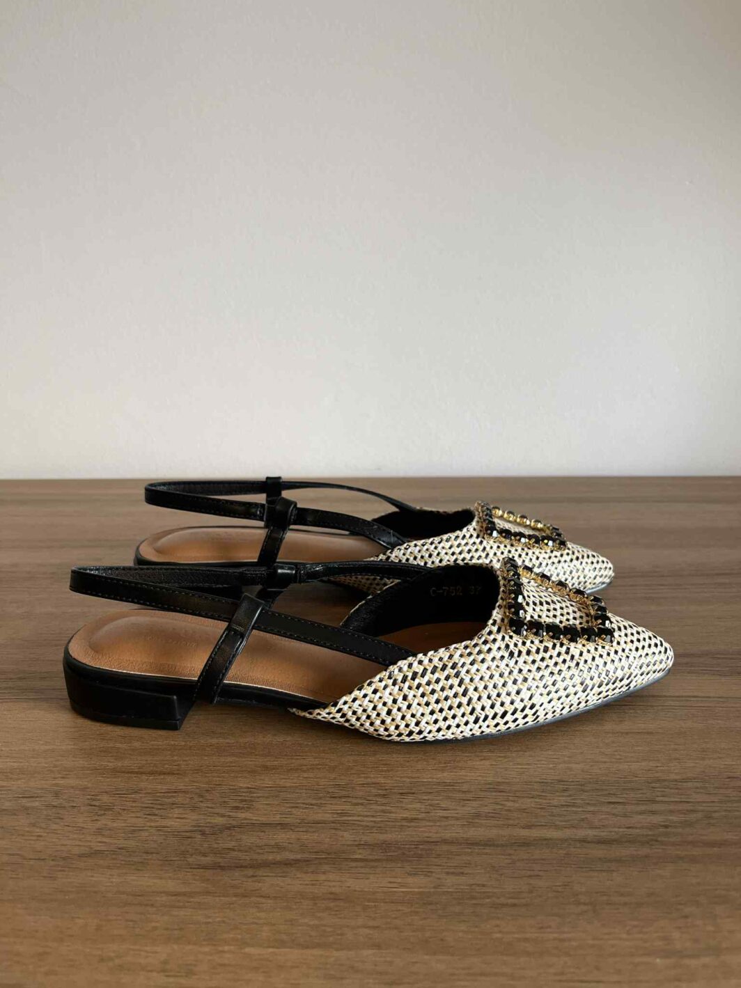Sapato slingback brilhos - Preto