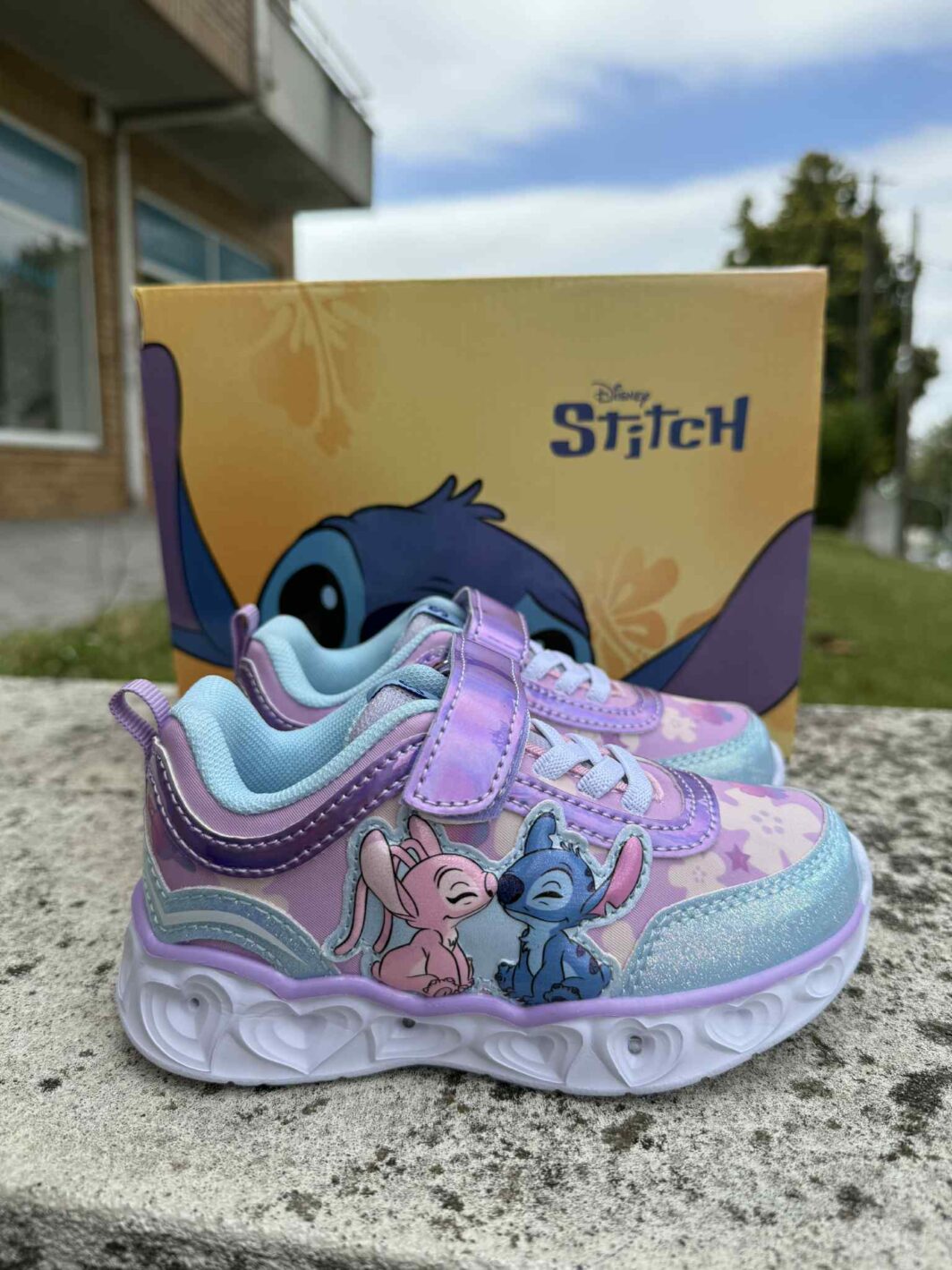SAPATILHA SOLA LIGEIRA EVA COM LUZES STITCH