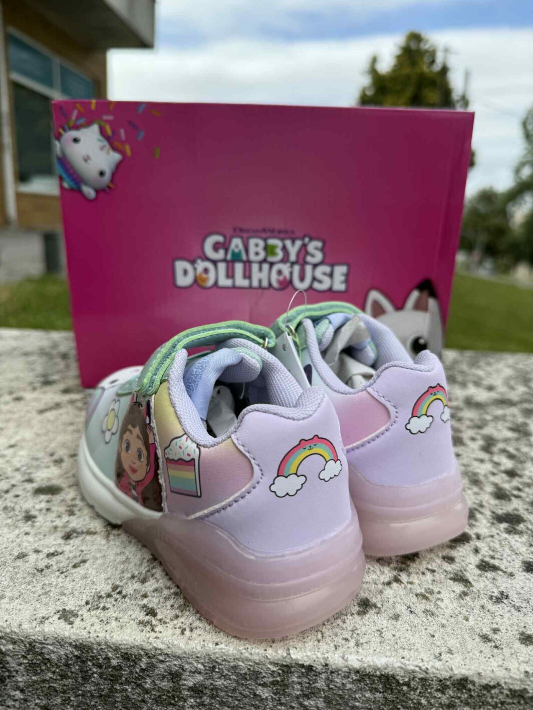 SAPATILHA SOLA TPR COM LUZES GABBY´S DOLLHOUSE