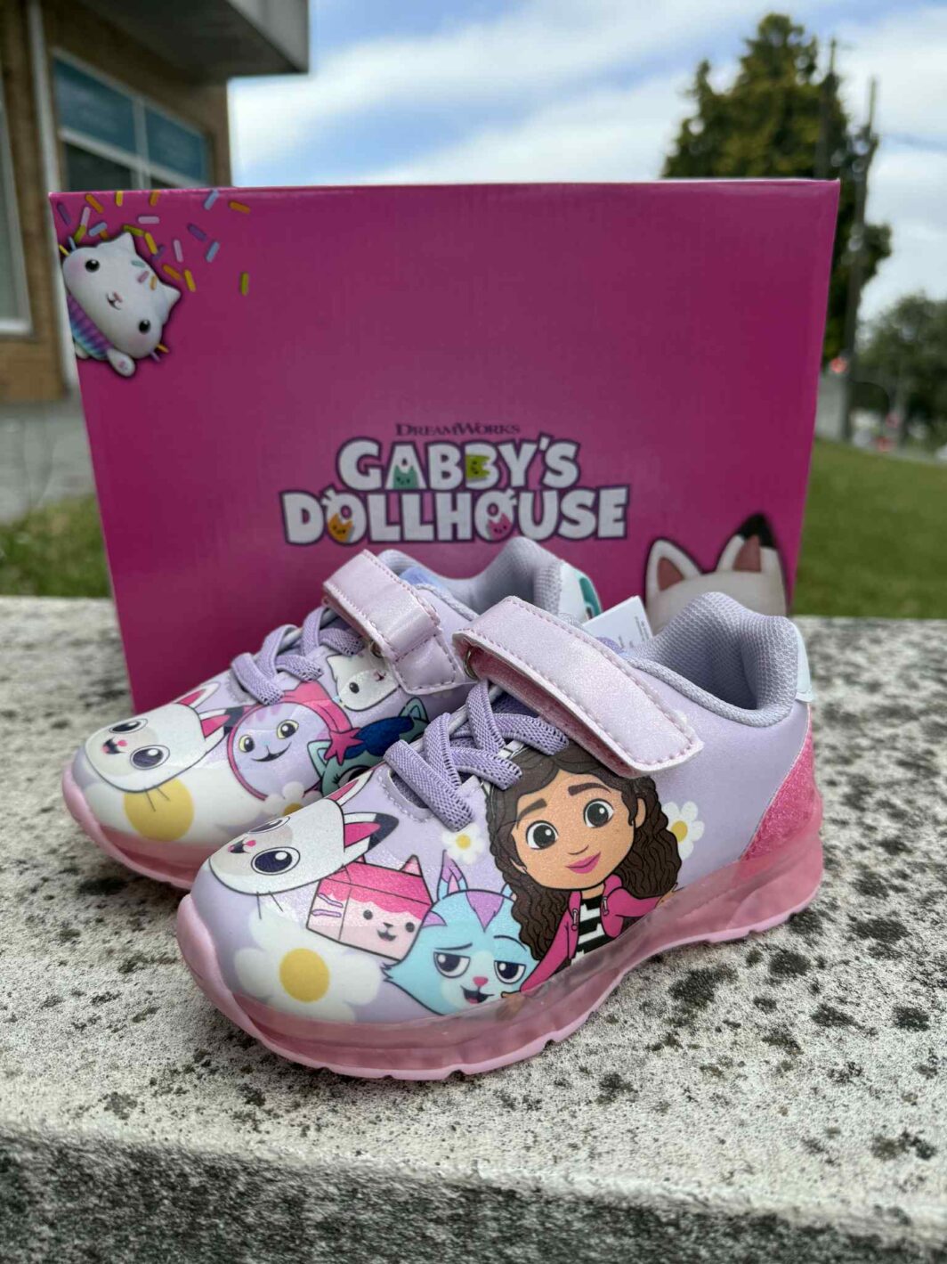 SAPATILHA SOLA TPR COM LUZES GABBY´S DOLLHOUSE
