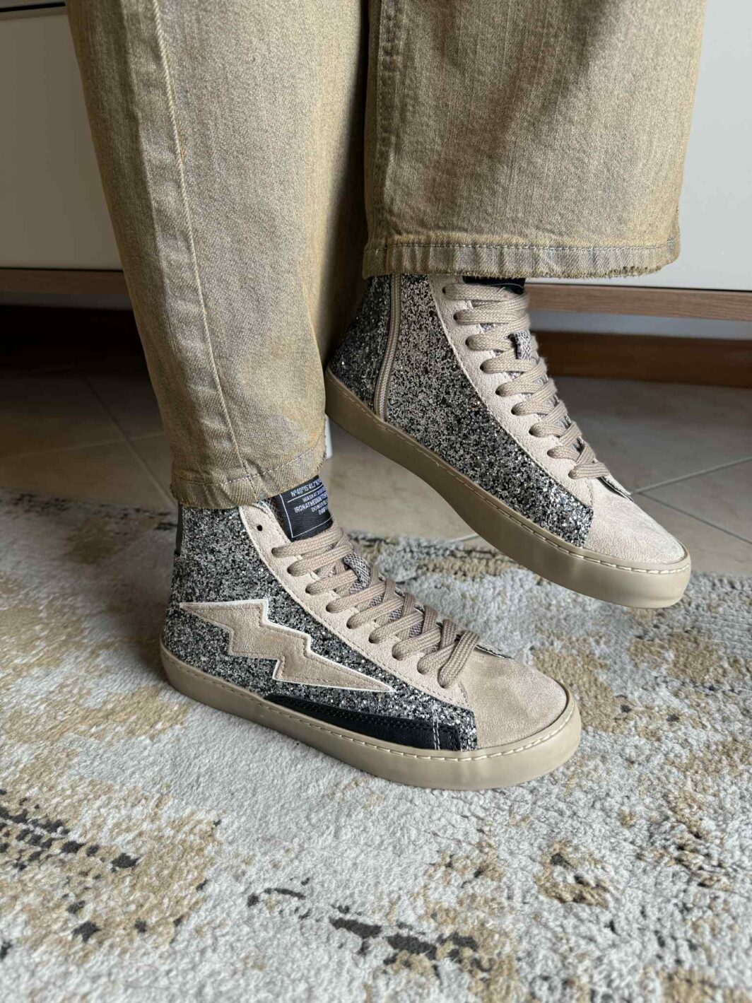 Ténis Bota Corina Lightning - Prata