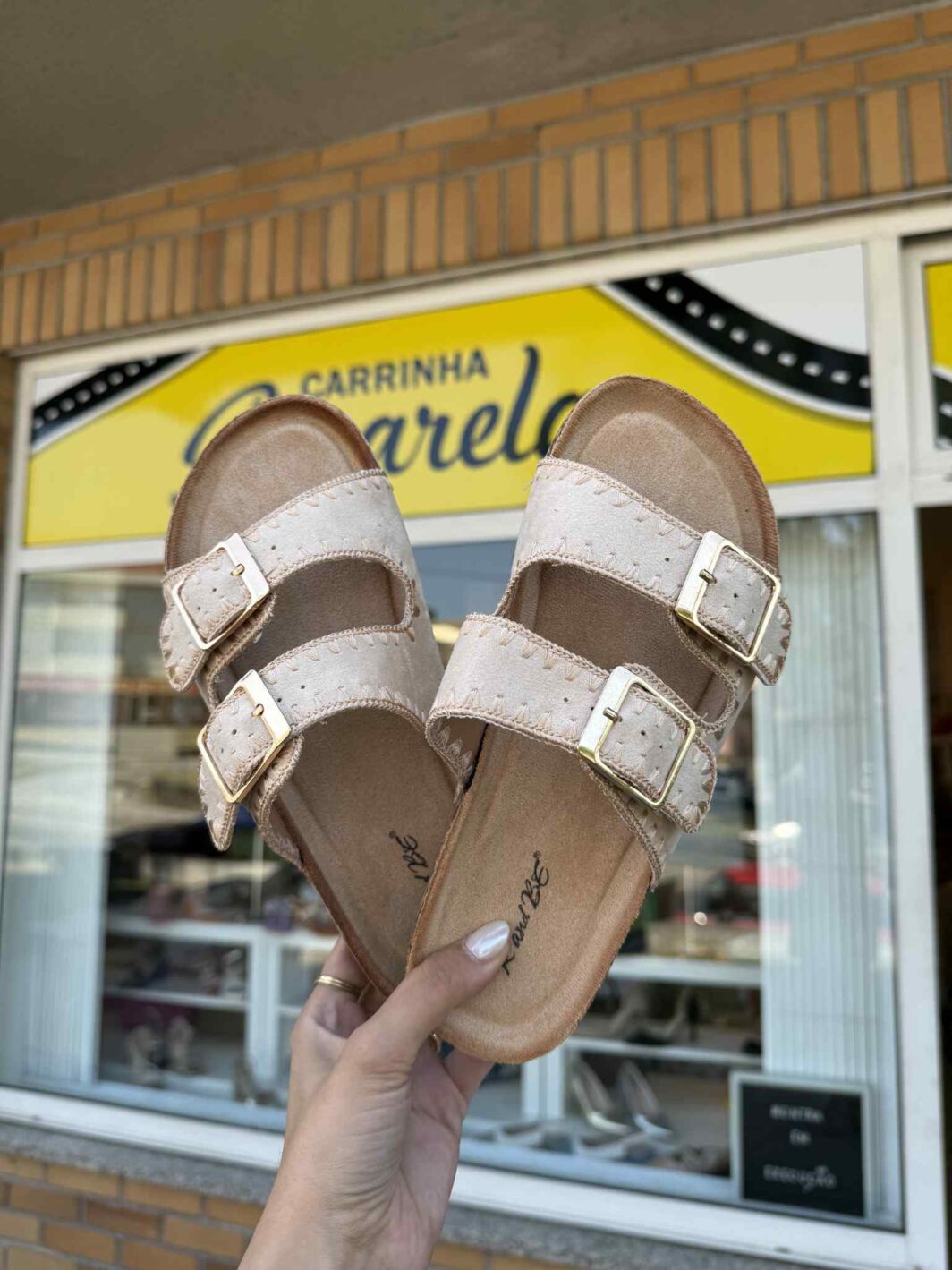 Chinelo Fivelas Bohemian - Bege