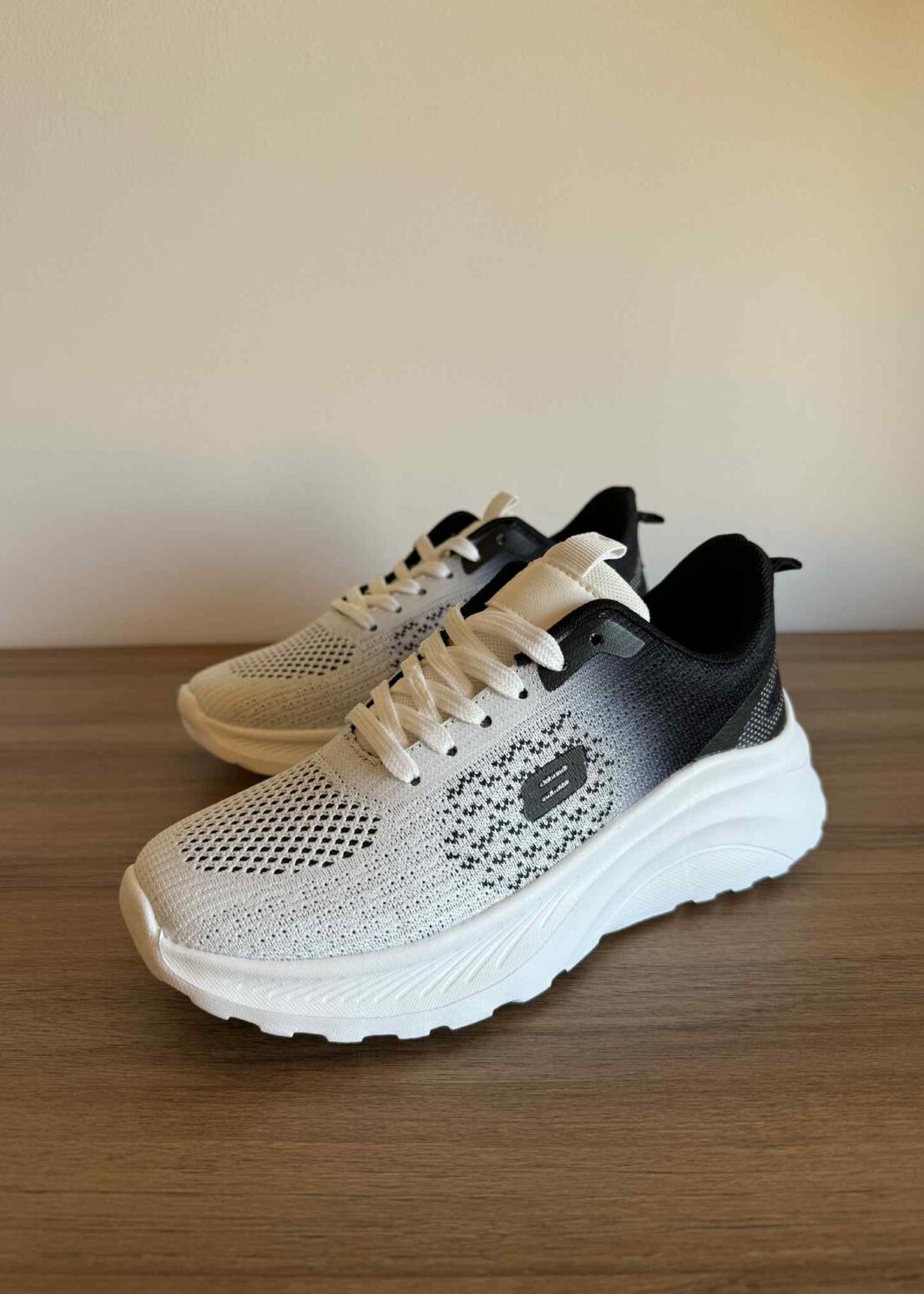 Sapatilha desportiva black&white