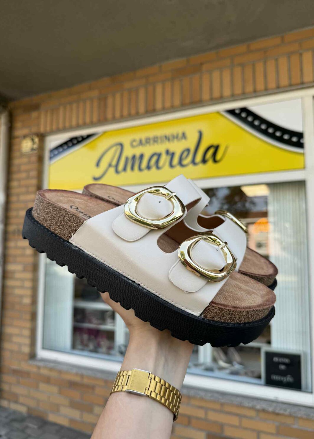 Chinelo Fivelas Chunky - Bege