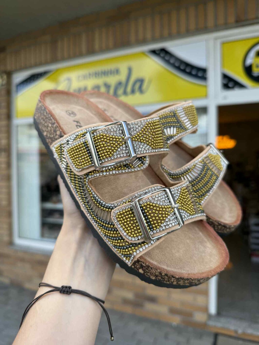 Chinelo Missangas - Dourado