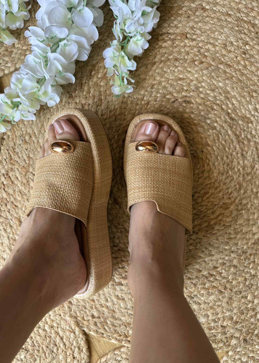 Chinelo Ráfia Gold Ring