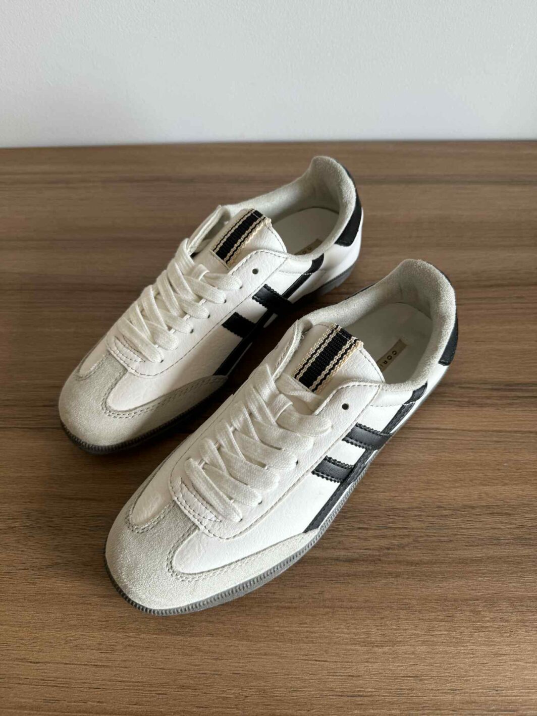 Ténis Corina Satin White&Black