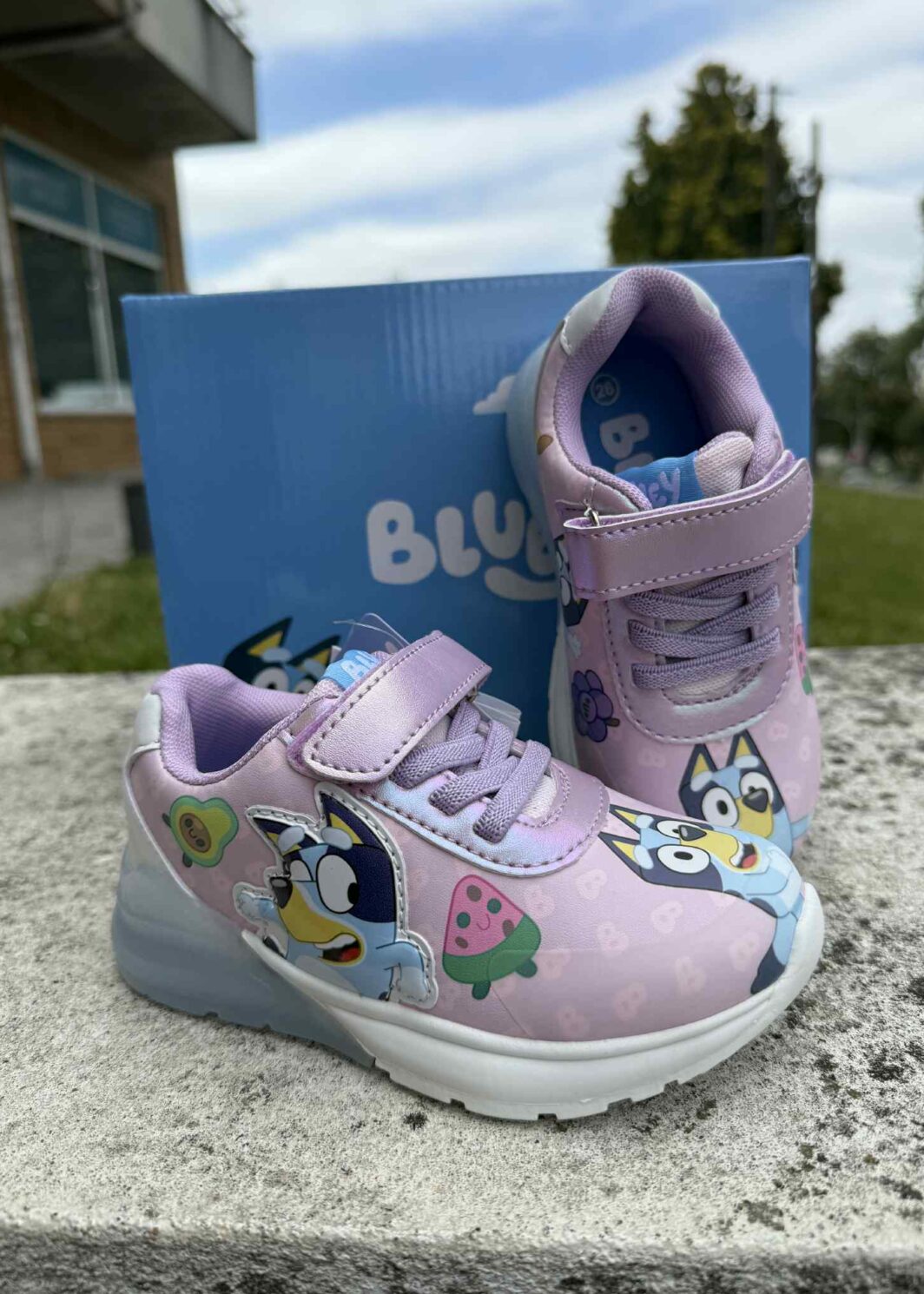 SAPATILHA SOLA TPR COM LUZES BLUEY