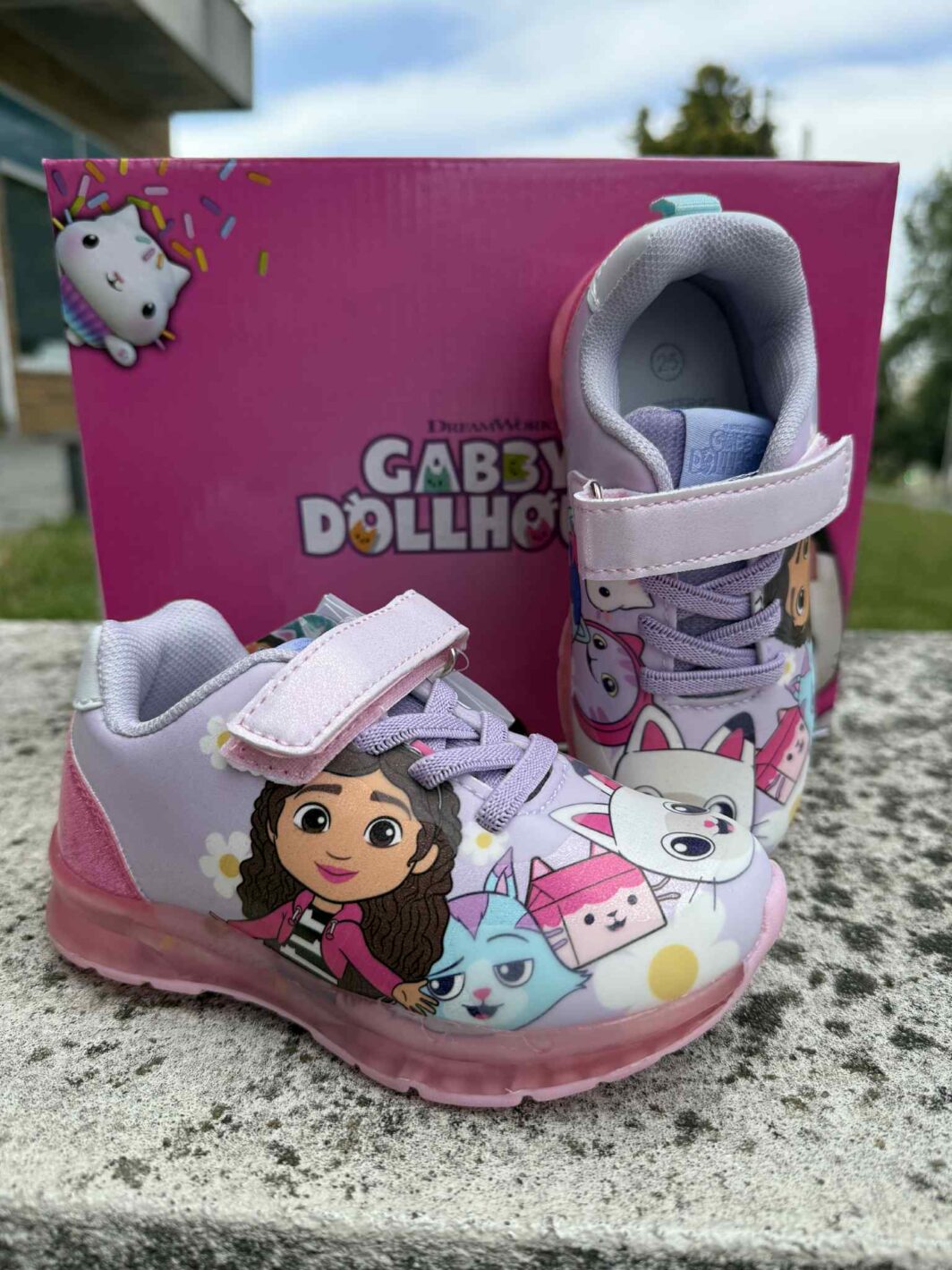 SAPATILHA SOLA TPR COM LUZES GABBY´S DOLLHOUSE