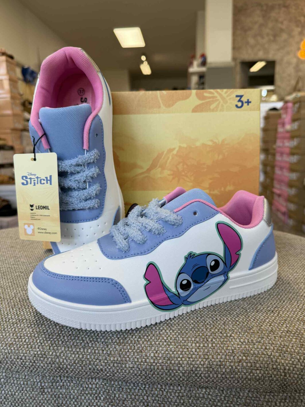Sapatilha Stitch Fluffy