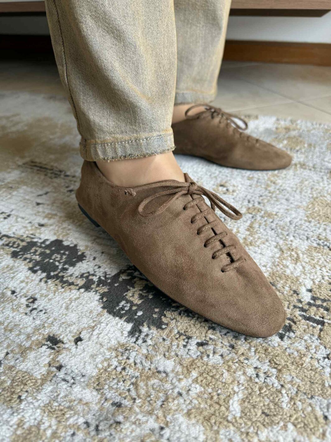 Sapato raso com cordões Corina - Camel