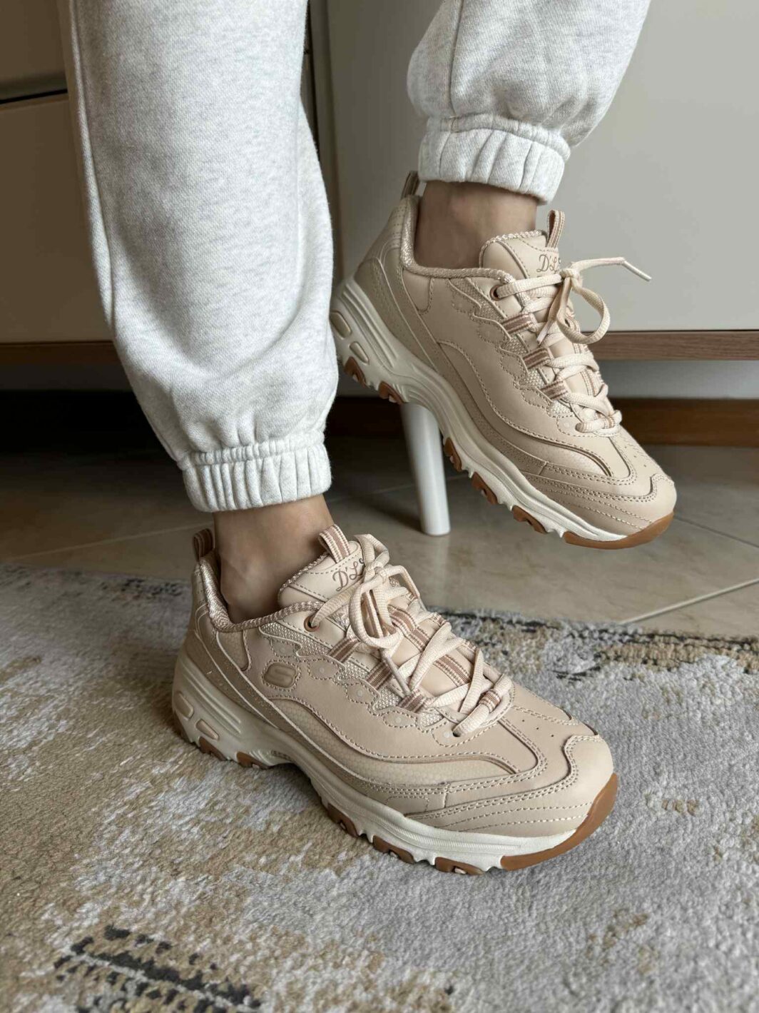 Skechers D'Lites Natural