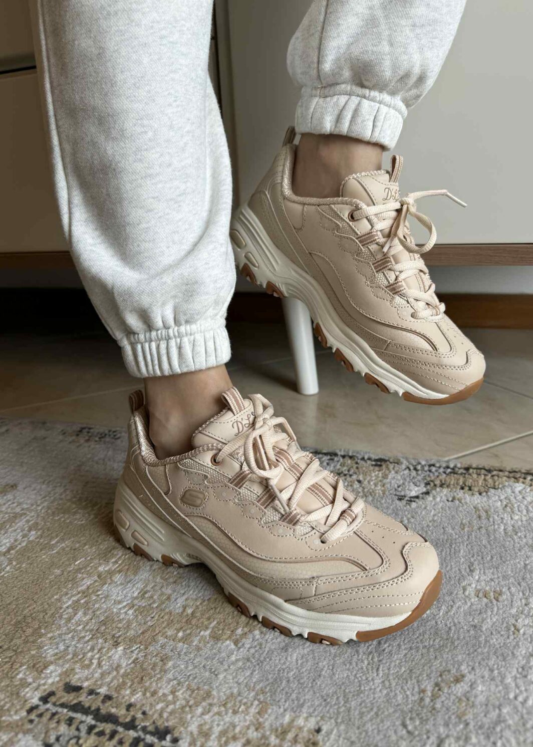 Skechers D'Lites Natural