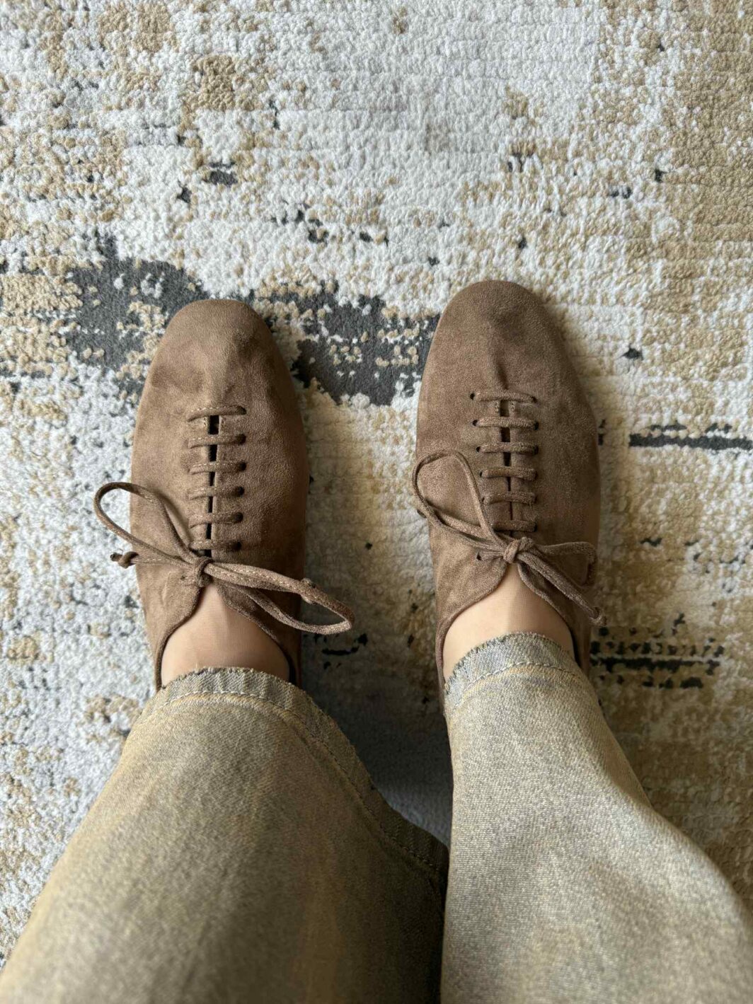 Sapato raso com cordões Corina - Camel