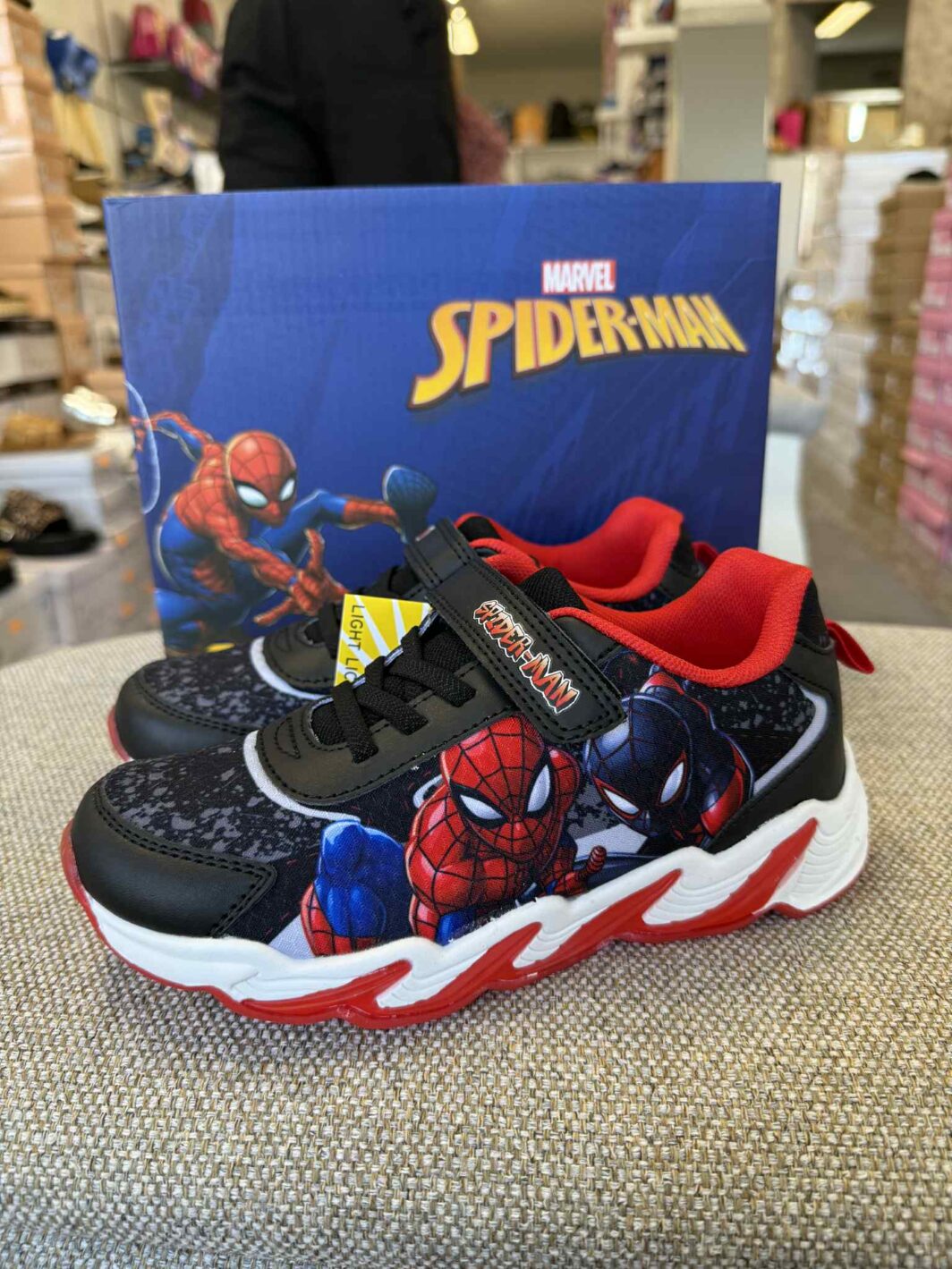 Sapatilha Spider-Man Luzes