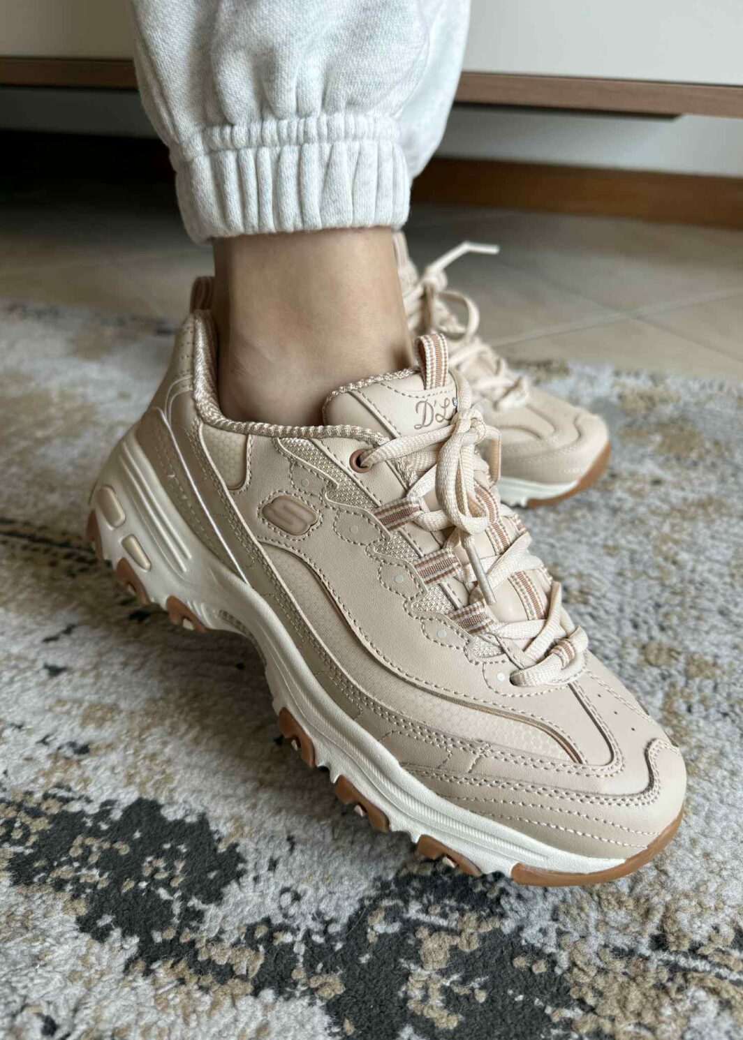Skechers D'Lites Natural