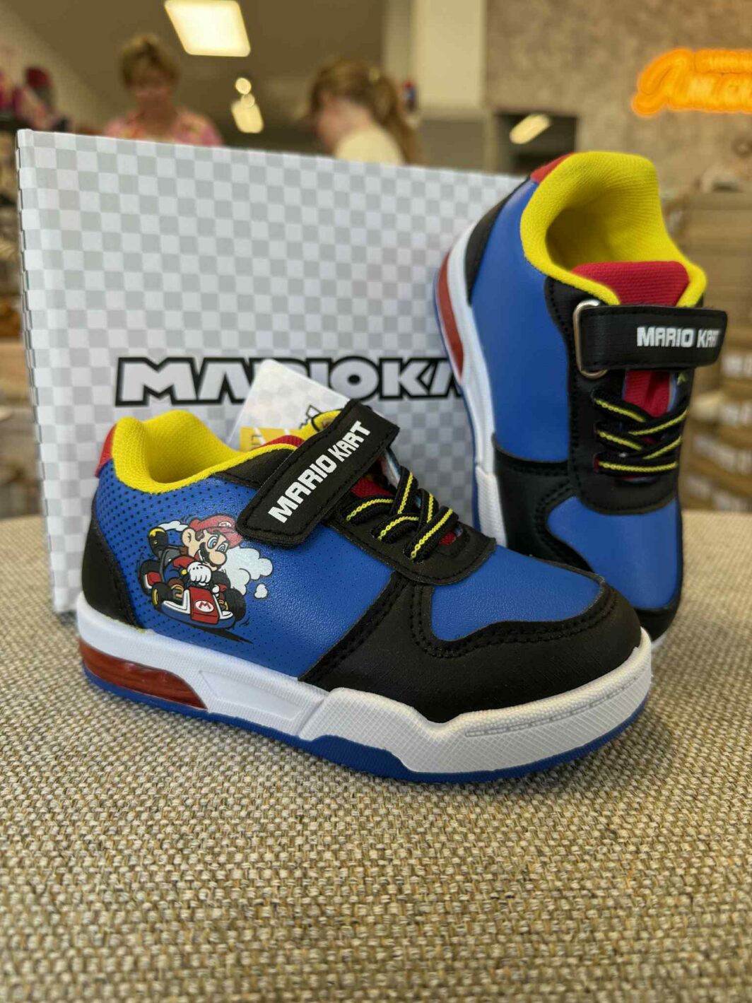 Sapatilha Mario Kart com Luzes