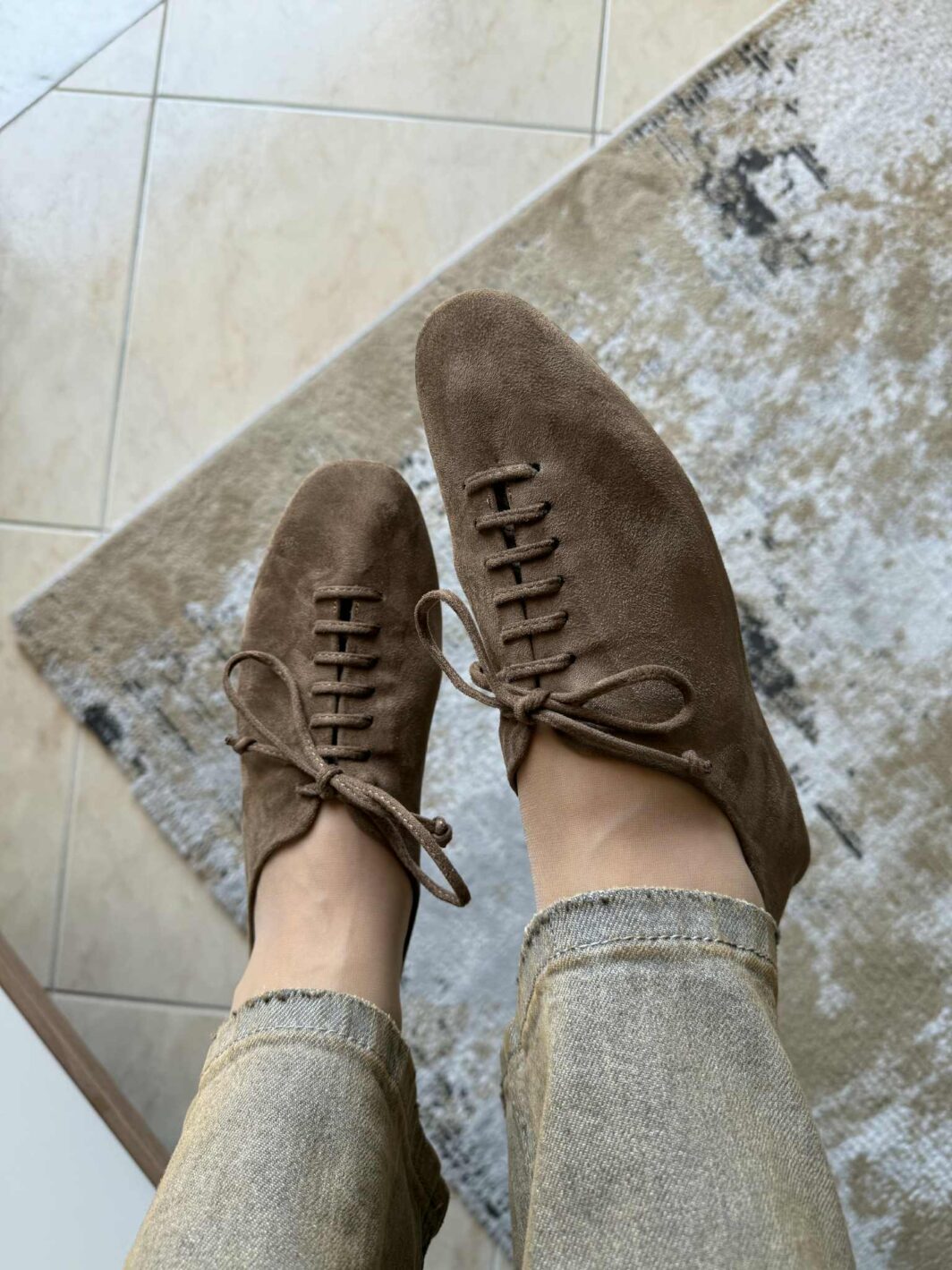 Sapato raso com cordões Corina - Camel