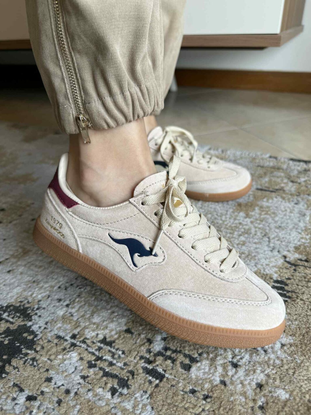 Sapatilha Feminina Kangaroos Bege