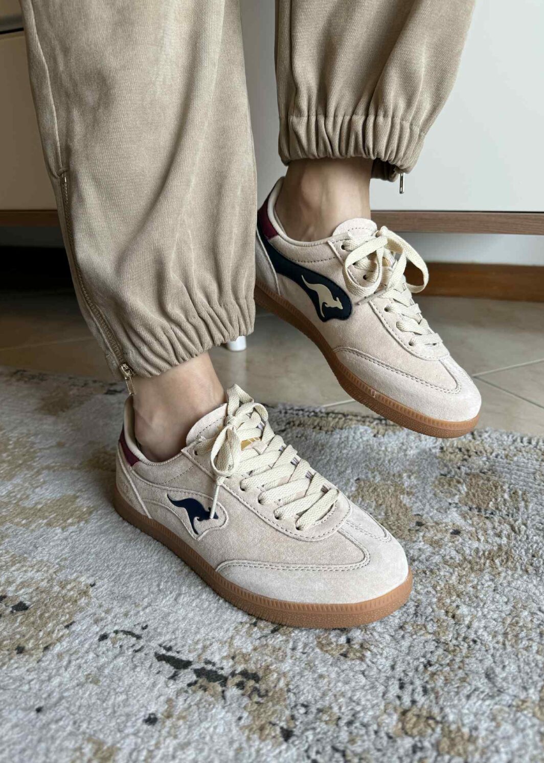 Sapatilha Feminina Kangaroos Bege
