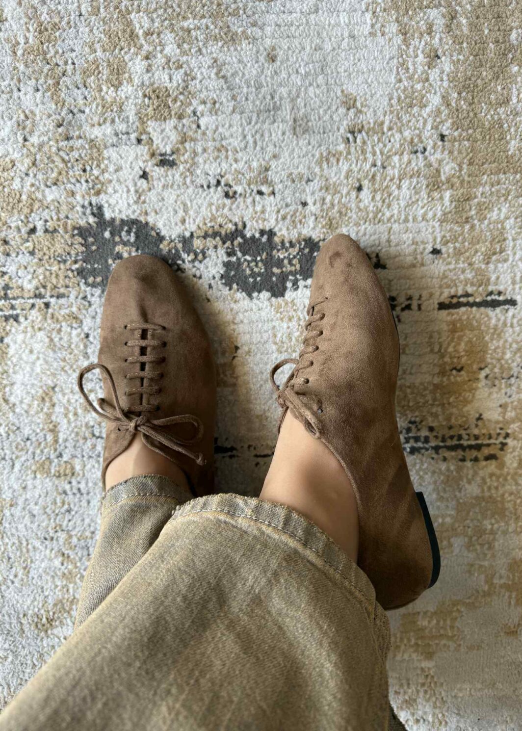 Sapato raso com cordões Corina - Camel