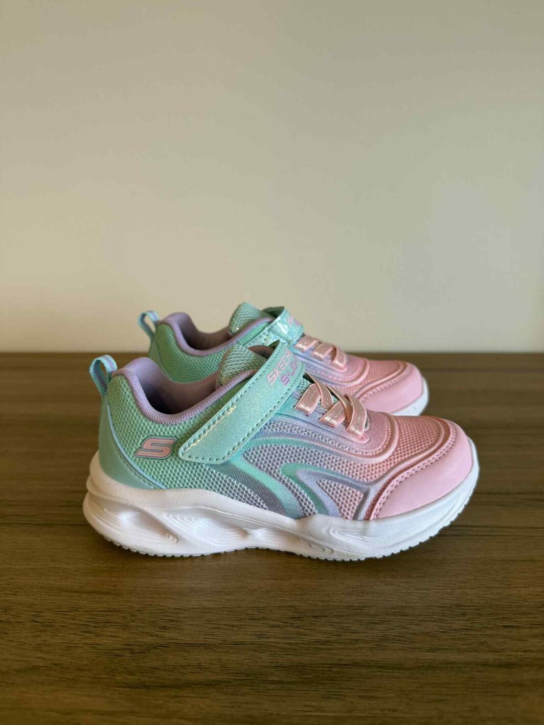 Skechers S-Lights: Sola Glow - Color Breeze