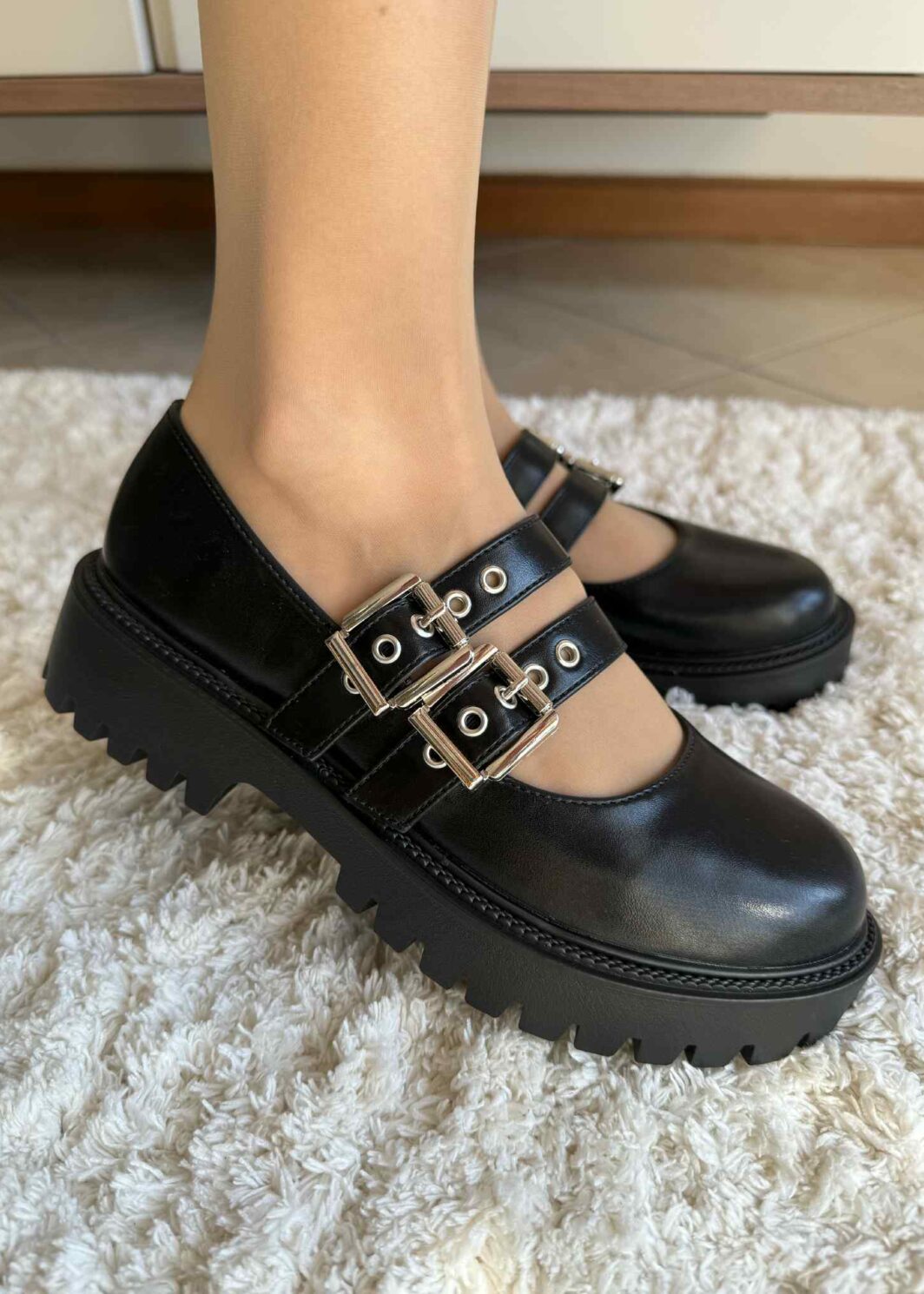 Loafer Fivelas - Preto