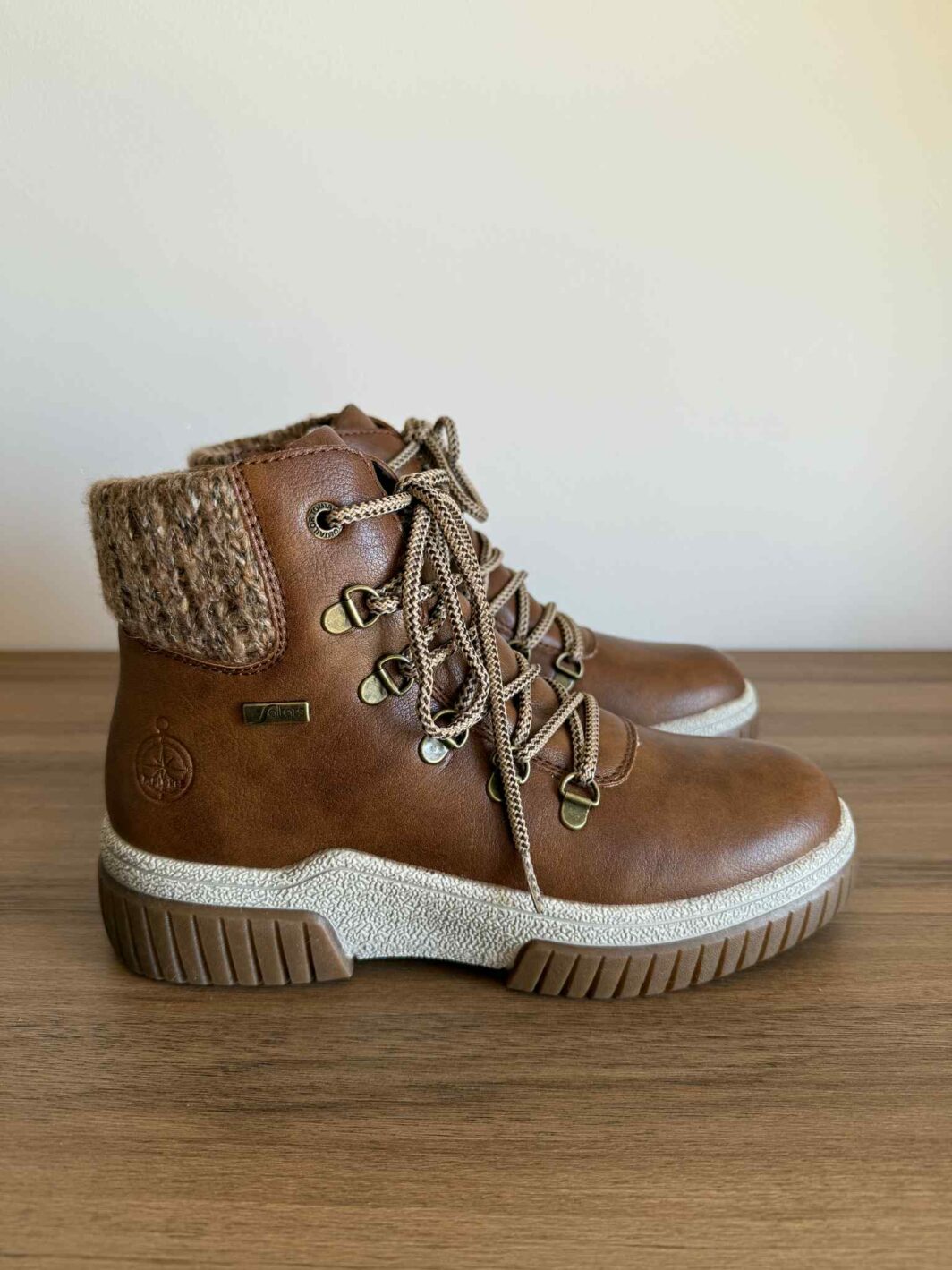 Bota Estilo Montanha Camel