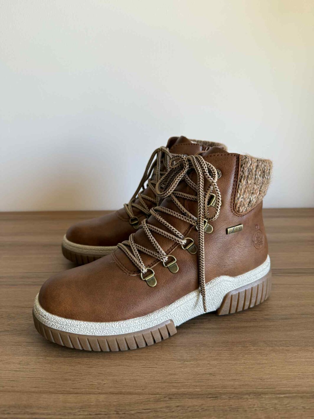 Bota Estilo Montanha Camel