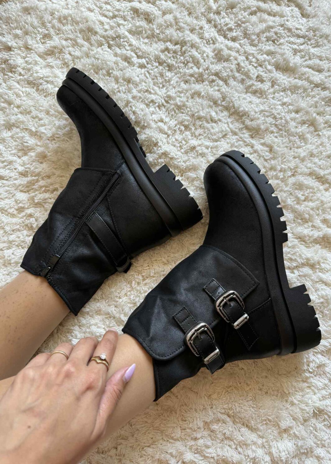 Bota Bulky Fivelas - Preto