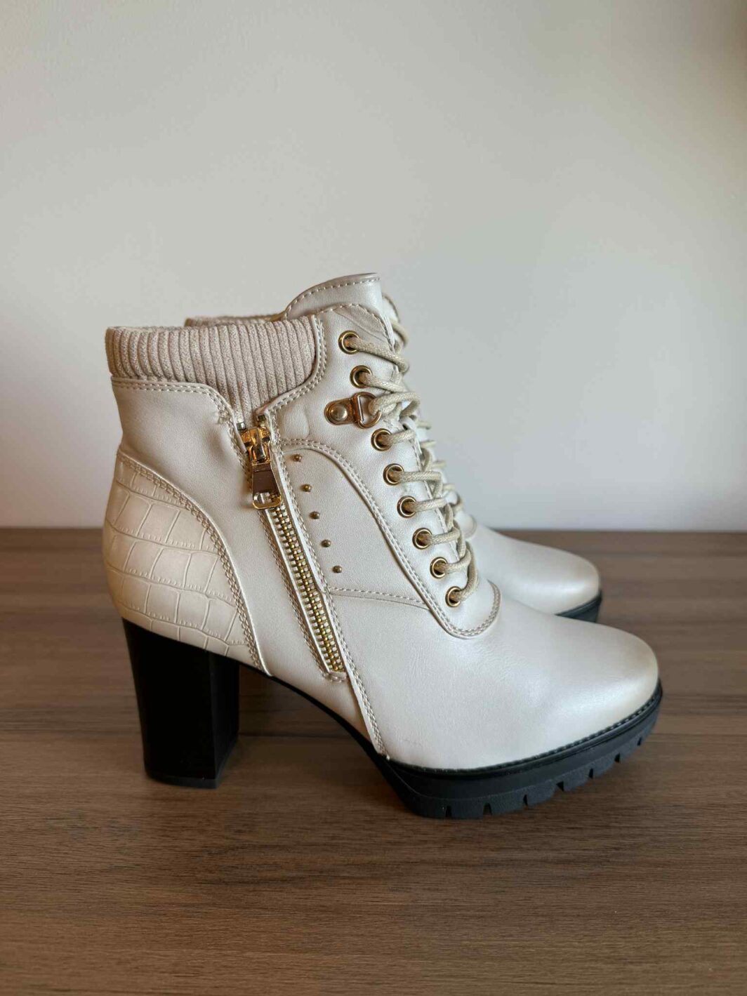 Botins Virucci 1 - Creme