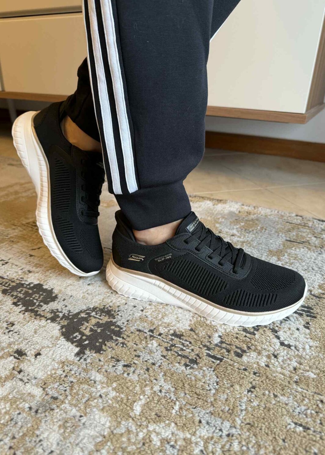 Skechers slip-ins Preto