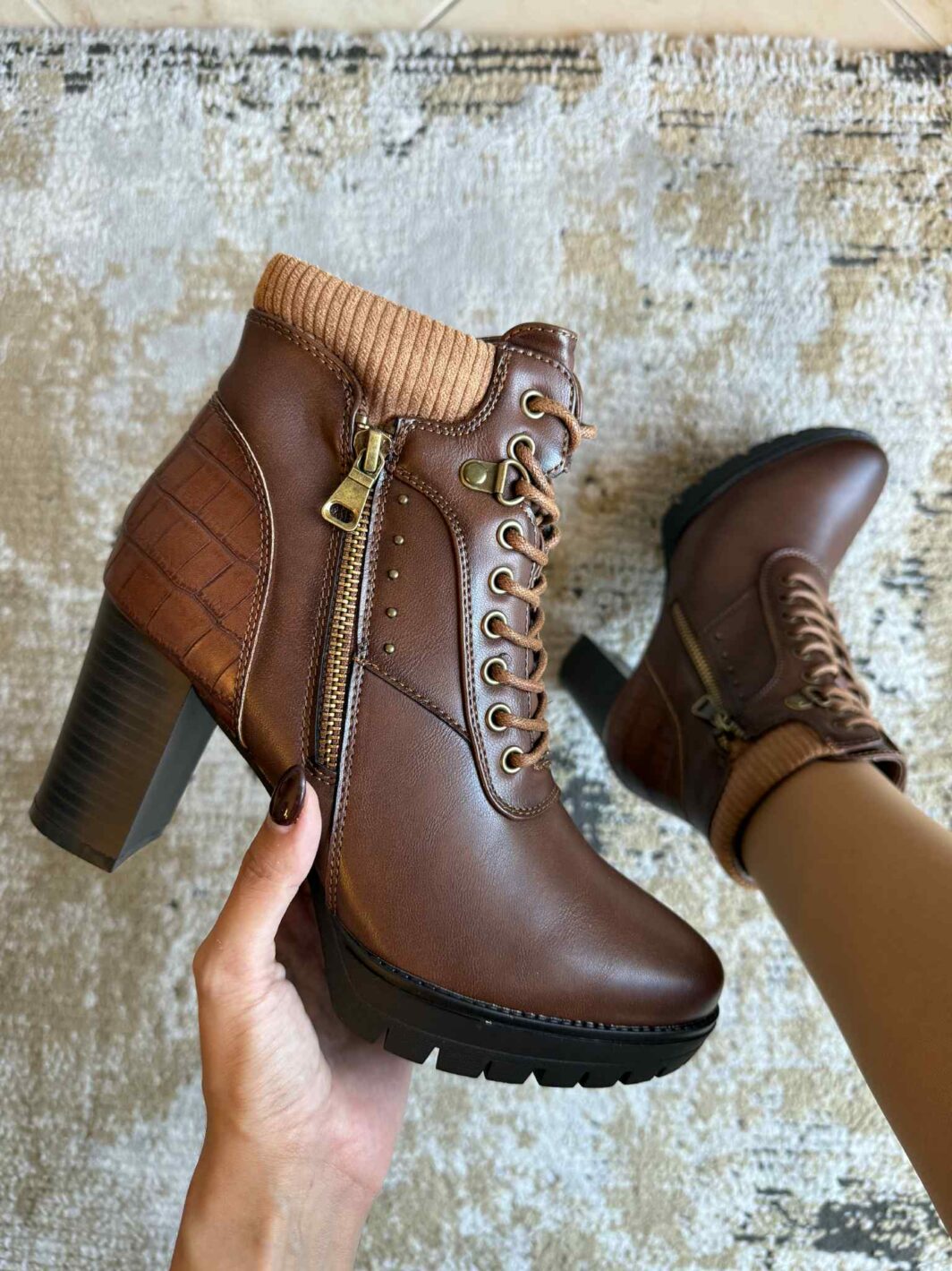 Botins Virucci 1 - Camel